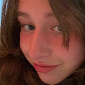 Meet your Posher, Kaitlyn